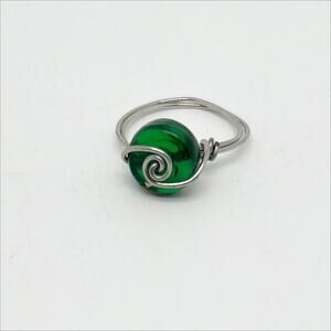 Handmade Green Bead Swirl Wire Ring Hand Crafted Artisan Size 8